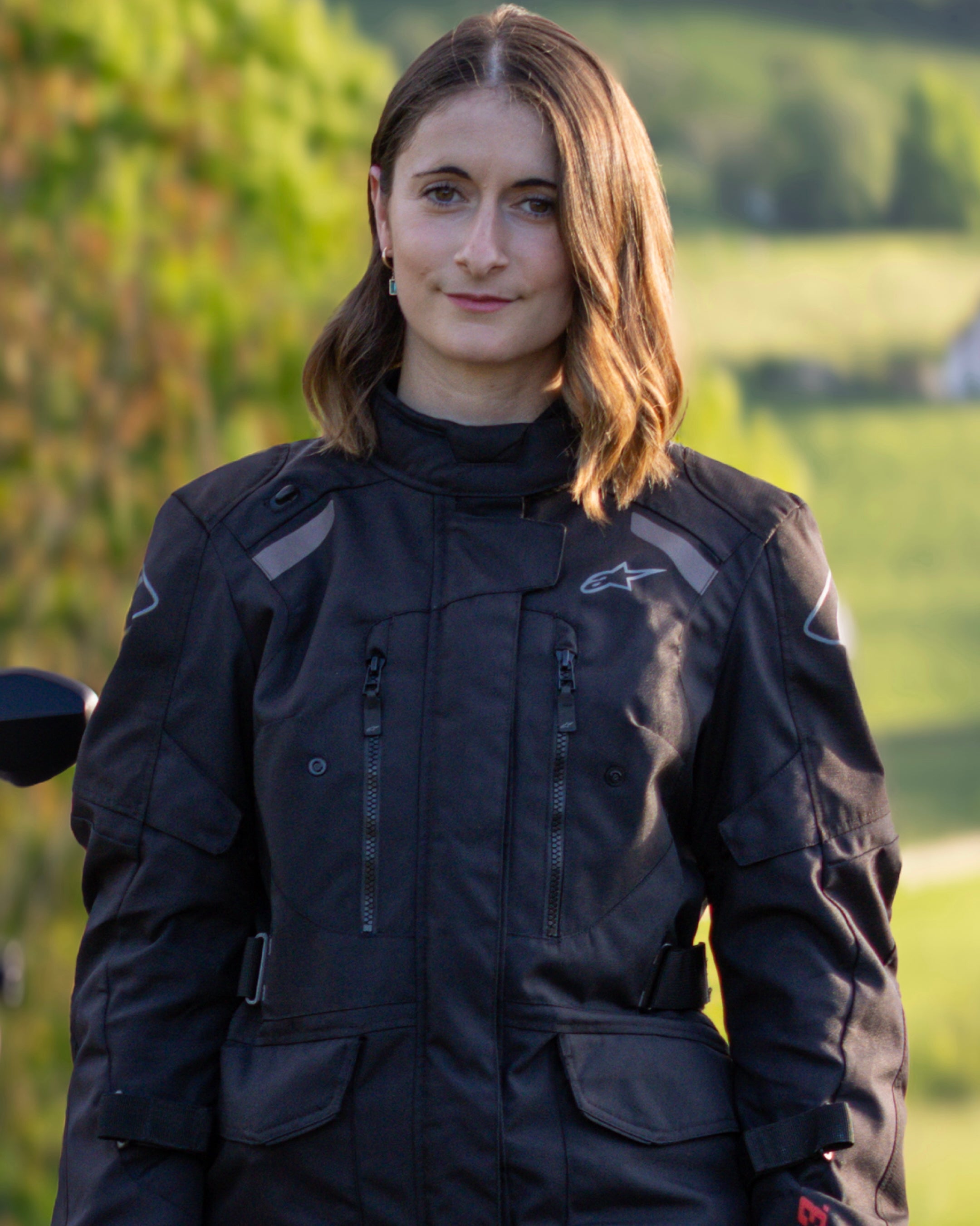 Test & avis : Alpinestars Stella Andes V3, la veste touring qui manquait au marché féminin