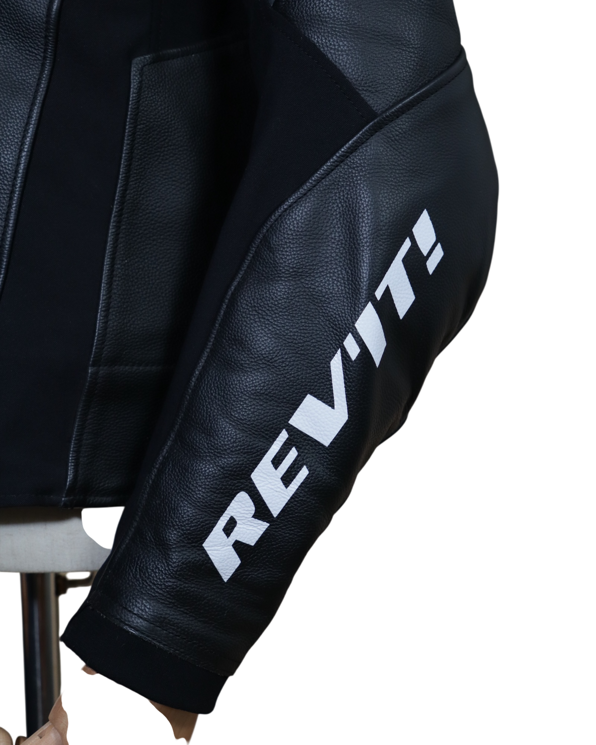 REVIT BETA AAA - XL / 54 EU