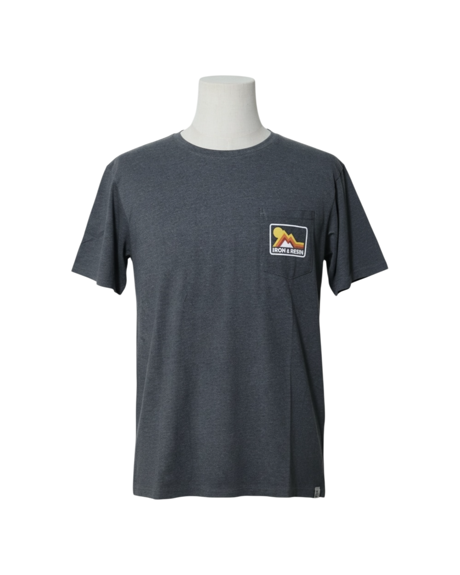 IRON & RESIN - T SHIRT VISTA