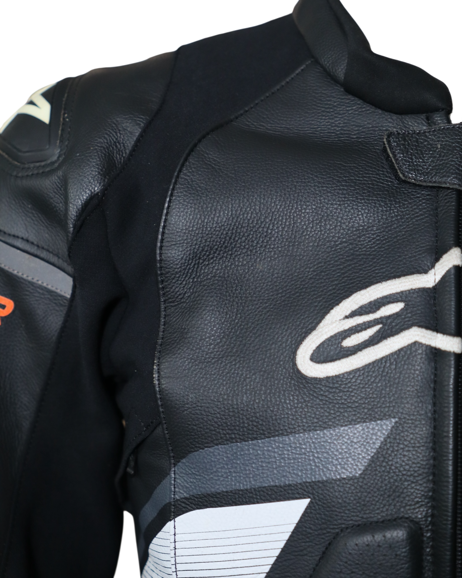 ALPINESTARS GP PLUS RV3 - S / 48EU