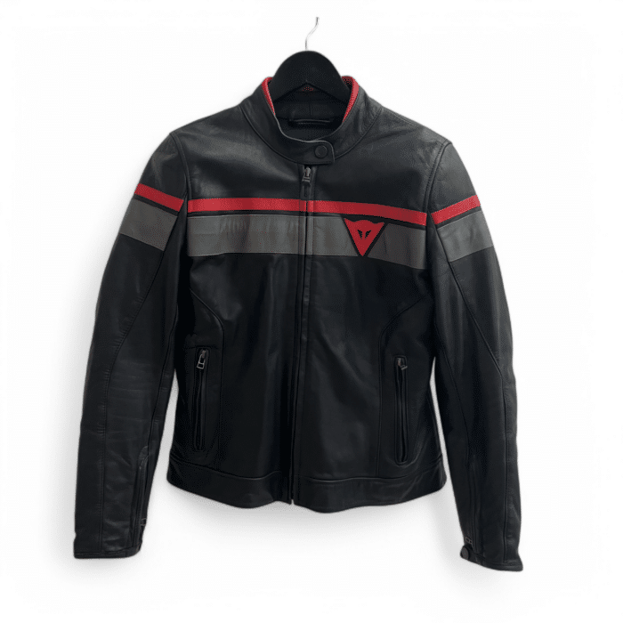 Blouson moto cuir Dainese M/44 Femme – Seconde main – Très bon état