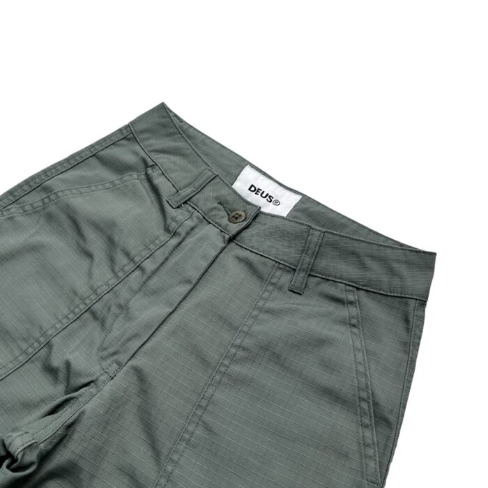 Deus ex Machina XS